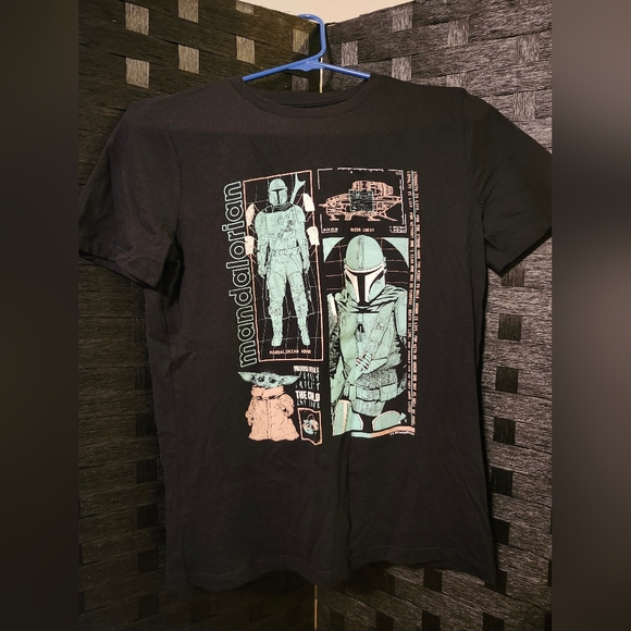 Old Navy Other - Old Navy Star Wars The Mandalorian Graphic T-Shirt Kids L